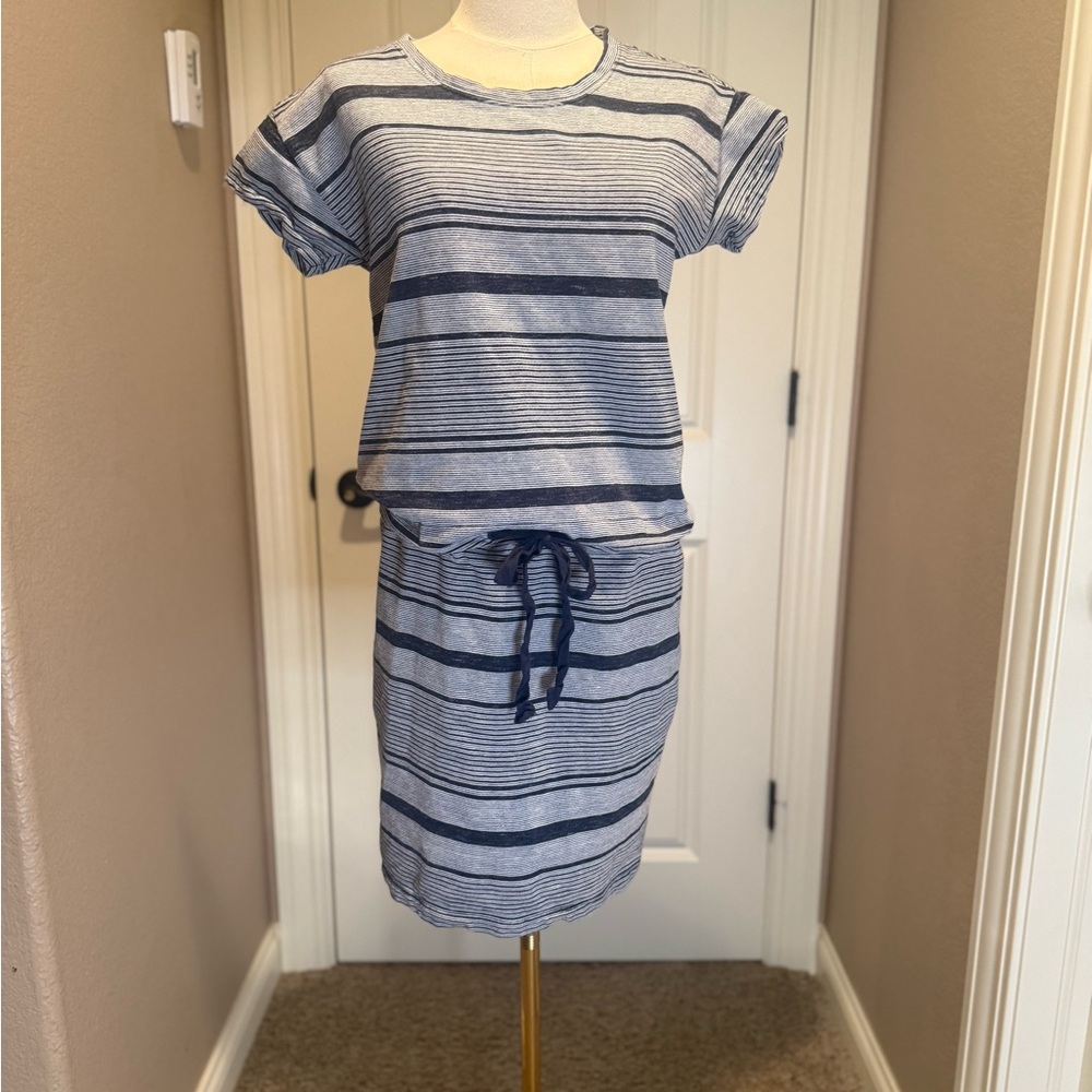 Old Navy Navy and White Striped Dress